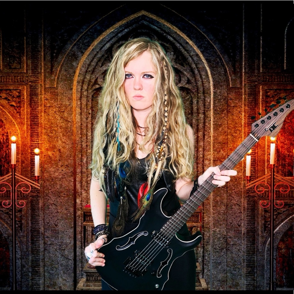 Meet your Posher, Sacra